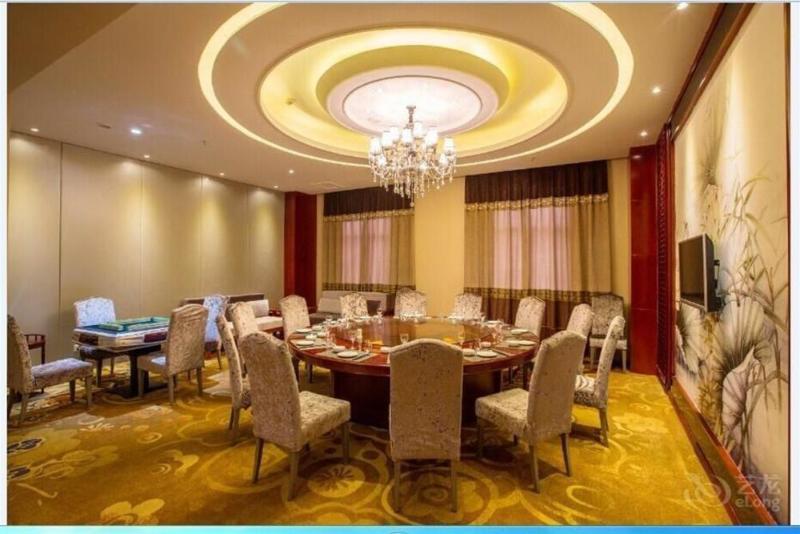 Jindongshan Taohualing Hotel Yichang Exteriör bild